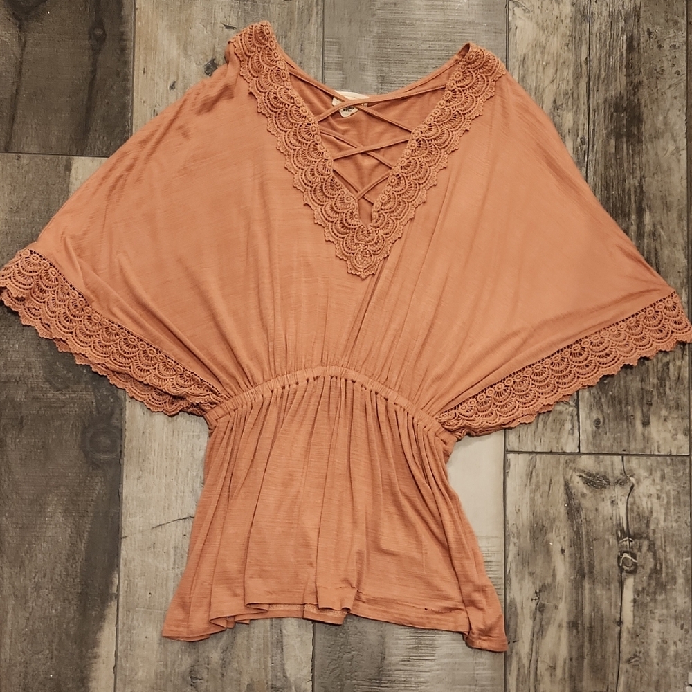 Buckle. Sterling & Stitch Top Medium